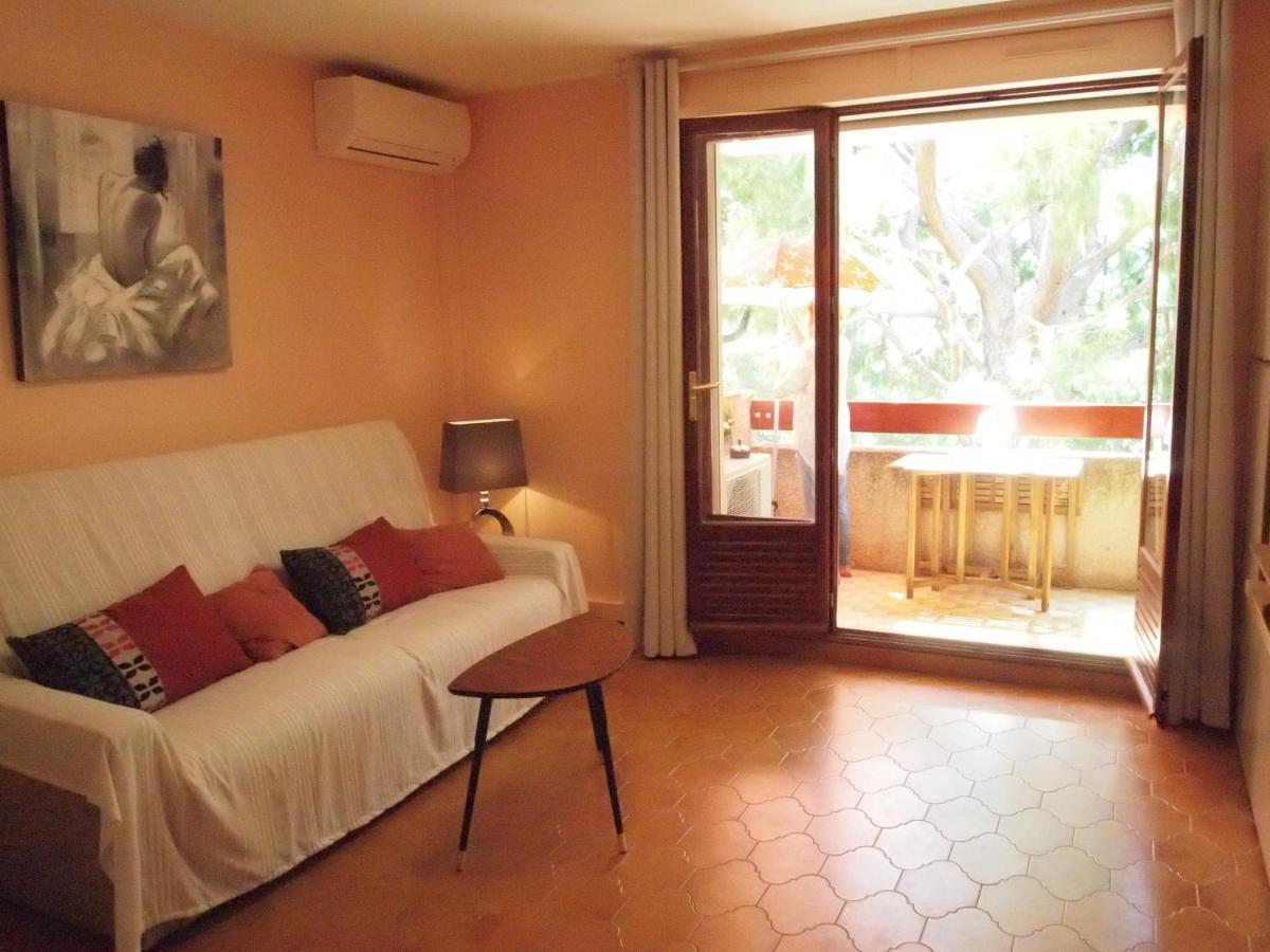Appartement Fidji Saint-Cyr-sur-Mer Habitación foto